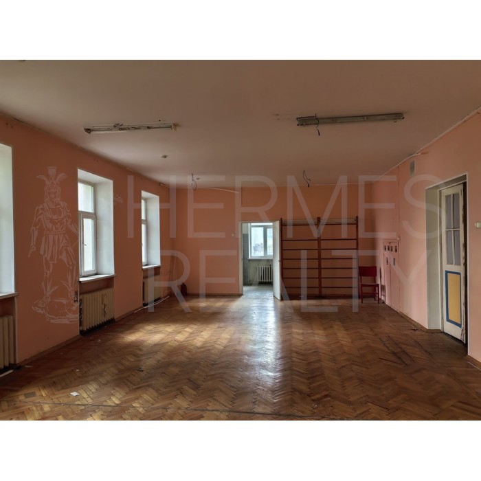10-я Парковая улица, 18А - Аренда здания: 827.60 кв.м.