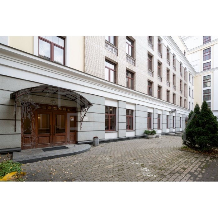 Большая Полянка улица, 43с3 - Продажа офиса: 2750.00 кв.м.