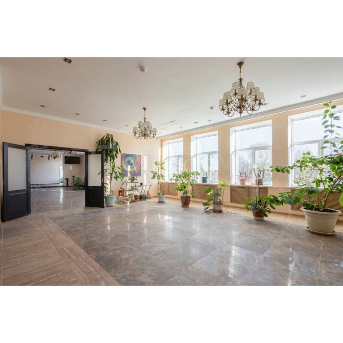 Центральная улица, 4А - Продажа помещения свободного назначения: 1366.00 кв.м.