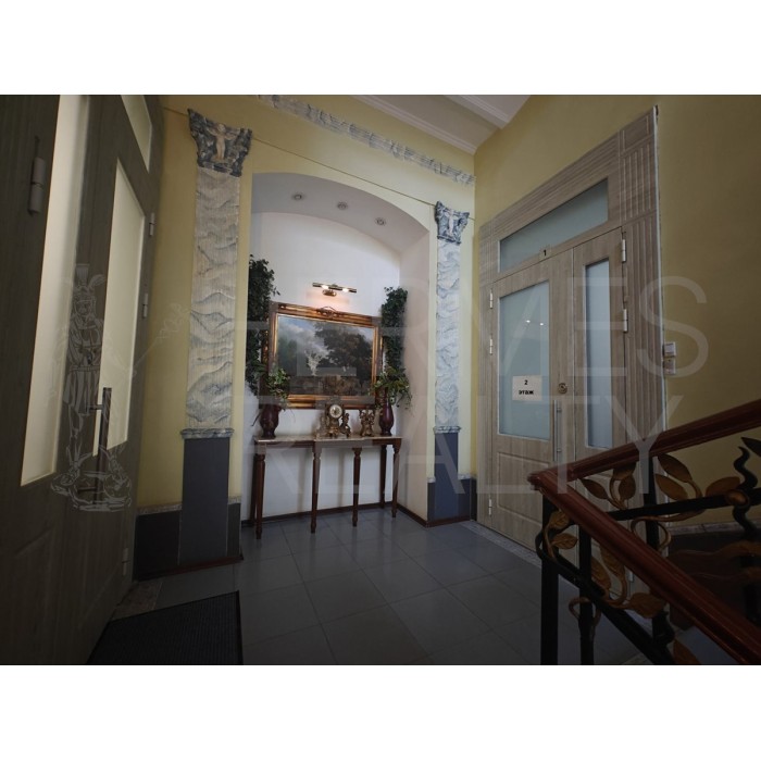 Садовая-Каретная улица, 22с1 - Аренда офиса: 160.00 кв.м.