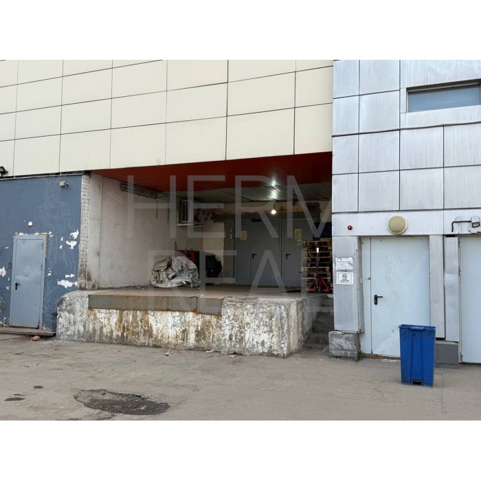 Боровское шоссе улица, 6 - Аренда помещения свободного назначения: 1500.00 кв.м.